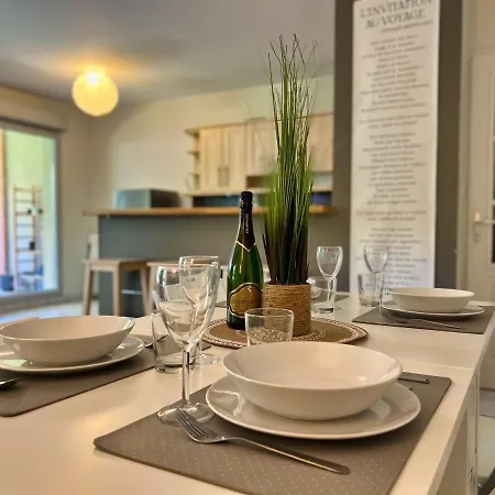 T3 Centre Avec Terrasse + Parking *